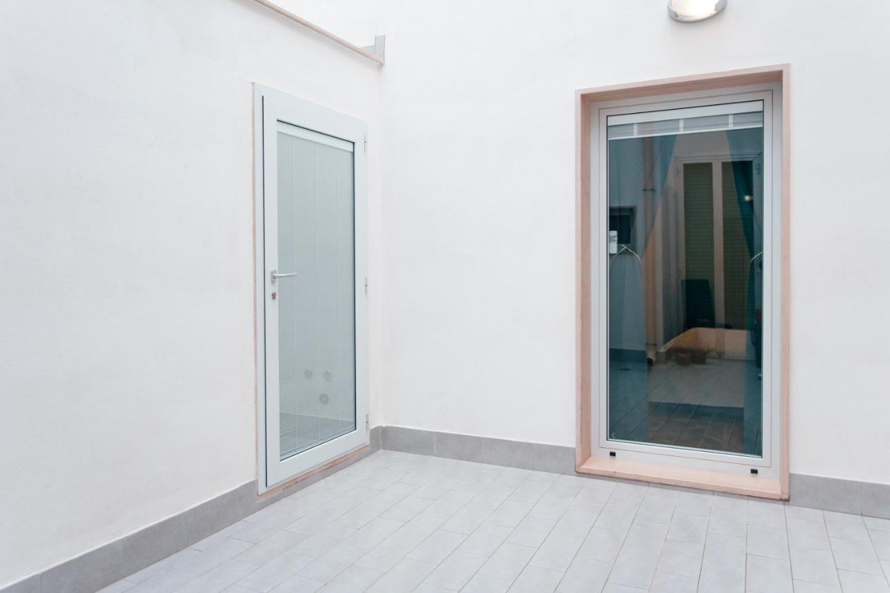 לינה וארוחת בוקר מנפרדוניה Relais Del Corso מראה חיצוני תמונה
