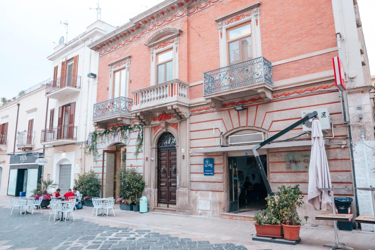 לינה וארוחת בוקר מנפרדוניה Relais Del Corso מראה חיצוני תמונה