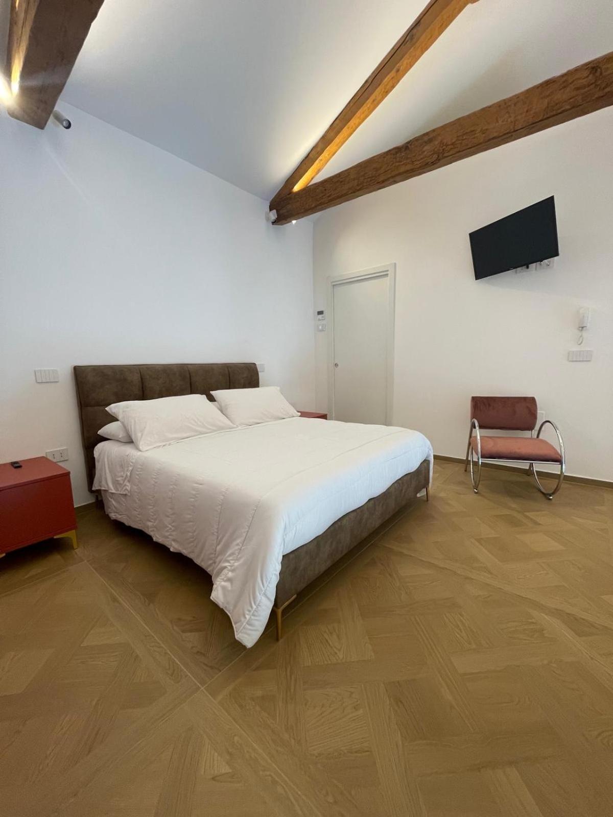לינה וארוחת בוקר מנפרדוניה Relais Del Corso מראה חיצוני תמונה